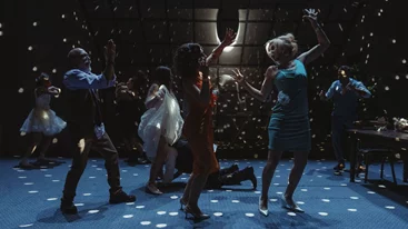 Μέχρι να σβήσουν τ' άστρα