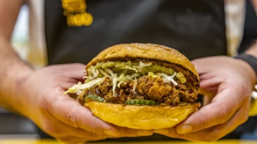 Street και comfort food στο Παγκράτι σε 5 στάσεις