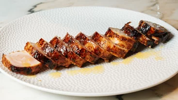 "Ydoron": τι γεύση έχει το μοναδικό steak house ψαριού της Αθήνας;