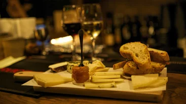 Οινόφιλο αεράκι φυσάει στον Πειραιά