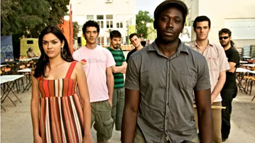 Πίσω στις μουσικές ρίζες με τους Undercover Valentines