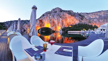 Πάμε μια βόλτα στη Βουλιαγμένη;