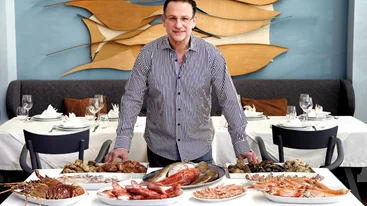 Δουράμπεης Oyster