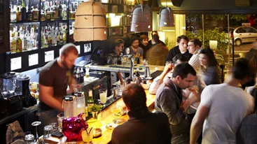 Κολοκοτρώνη 9