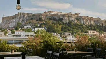 7 νόστιμες στάσεις στη Μητροπόλεως 