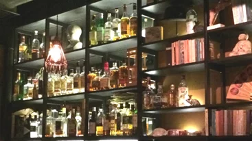 Κολοκοτρώνη 9