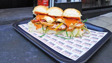 Tι λένε τελικά αυτά τα «Talking Breads»;