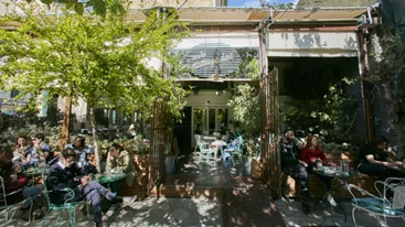 Ο «Μπλε Παπαγάλος» γίνεται 5 ετών και το γιορτάζει