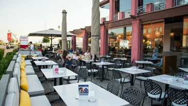 Nάπολη + aperitivo = ένα μοναδικό καλοκαιρινό concept