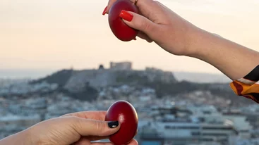 Πάσχα στην Αθήνα: Εστιατόρια και ταβέρνες για μια νόστιμη Ανάσταση και Λαμπρή