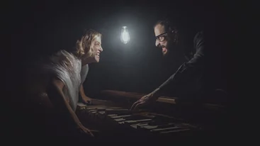 Σύγχρονη ανάγνωση της "Ημερης του Ντοστογιέφσκι" από τον Γιάννη Νταλιάνη