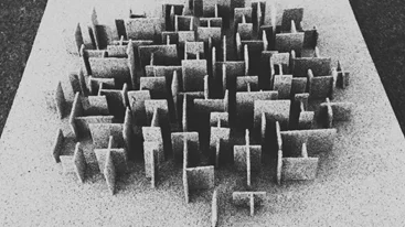 "CTRL+τ": Οι υπαρξιακοί συμβολισμοί του λαβύρινθου