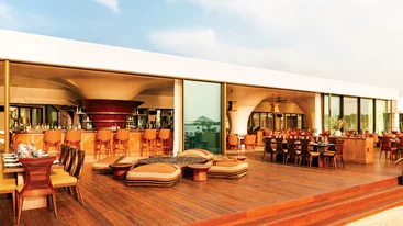 One&Only Aesthesis: Πολυπολιτισμική γαστρονομία δίπλα στη θάλασσα