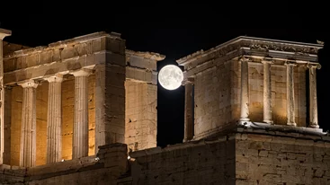 Η Ψυχρή Υπερπανσέληνος του Δεκεμβρίου και πού θα την απολαύσεις στην Αθήνα