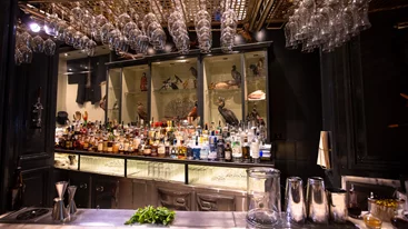 Kyrios Guest Kitchen: Νόστιμες Κυριακές στην πλατεία Μαβίλη