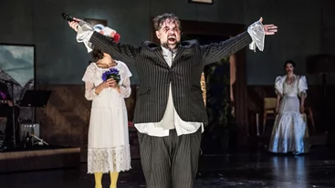 "Ιβάνοφ!": Πρώτες φωτογραφίες από την παράσταση του Γιάννη Χουβαρδά