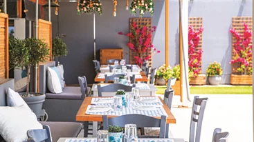 Λαβράκι: Η θαλασσογραφία της καρδιάς σου