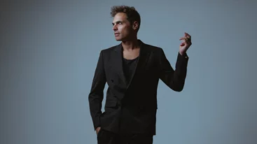 Ο Γιώργος Παπαγεωργίου είναι ένας τύπος που λέει ιστορίες