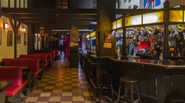 Κάτι πρωτότυπο παίζει αυτές τις ημέρες στη Red Lion Pub