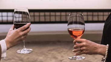 Η νέα σοδειά των αθηναϊκών wine bars