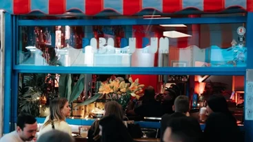 Το 'Baba Au Rum' υποδέχεται το 'Tabula Rasa'