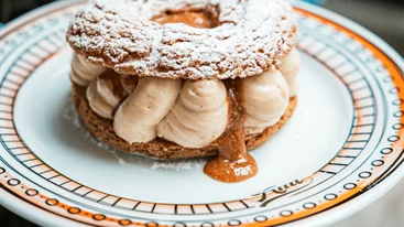 Τρώγοντας και πίνοντας στο μικρό Παρίσι των Αθηνών