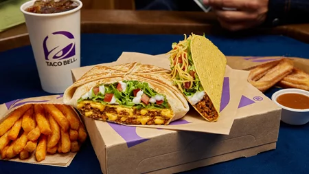 Τα Taco Bell πάνε και Πανόρμου