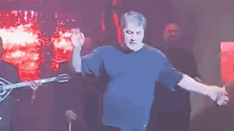 Σε άλλα νέα, αυτή την εβδομάδα γίνεται στην Αθήνα το Διεθνές Φεστιβάλ Ζεϊμπέκικου