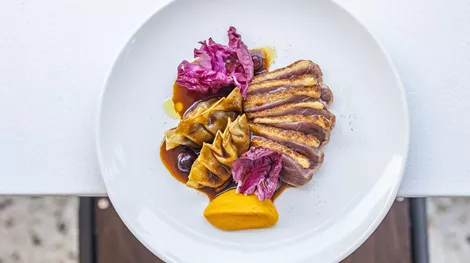 Microbakery το πρωί, μπιστρό το βράδυ: Τι παίζει στο Κουκάκι και το More Φίλings