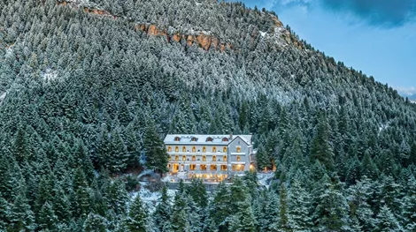 Περίπατοι και γεύσεις στα υπέροχα χωριά του Μαινάλου