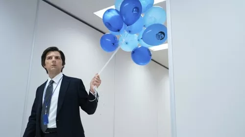 Οι 6 καλύτερες τηλεοπτικές σειρές του 2025