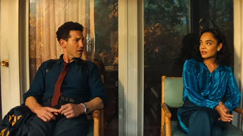 'His & Hers': Αξίζει να δεις την πιο δημοφιλή νέα σειρά του Netflix;