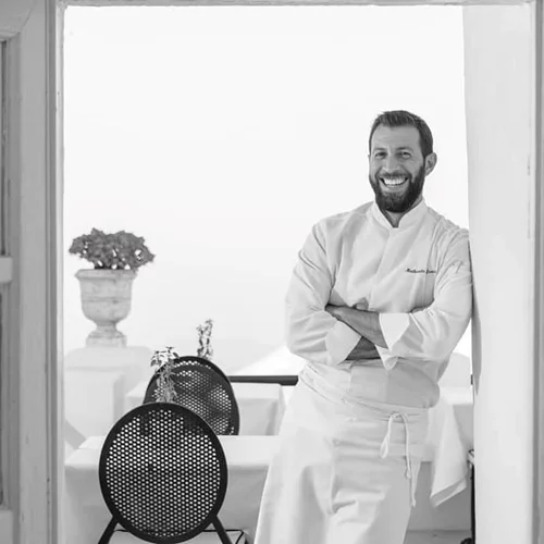 Η Θηρασιά αποκτά το πρώτο της σύγχρονο εστιατόριο ψαριού