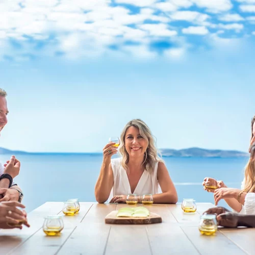 Η "Mykonos Oil Tasting" δημιουργεί πρεσβευτές ελληνικού ελαιολάδου σε όλο τον κόσμο