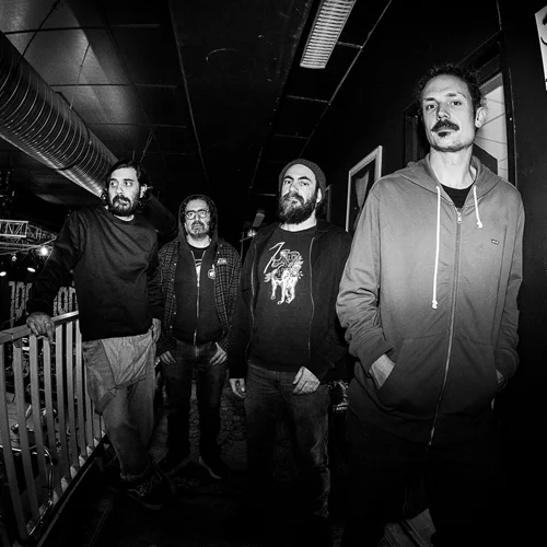 Οι 1000mods επιστρέφουν στο "Floyd" για μια ασταμάτητη rock βραδιά