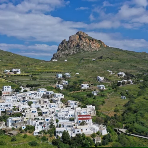Τα ομορφότερα χωριά των Κυκλάδων βρίσκονται στην Τήνο