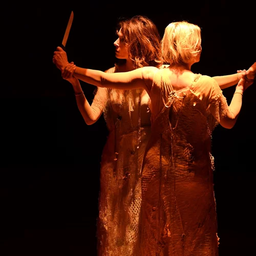 Τελευταία εβδομάδα για το "Ρέκβιεμ" στο θέατρο Άττις