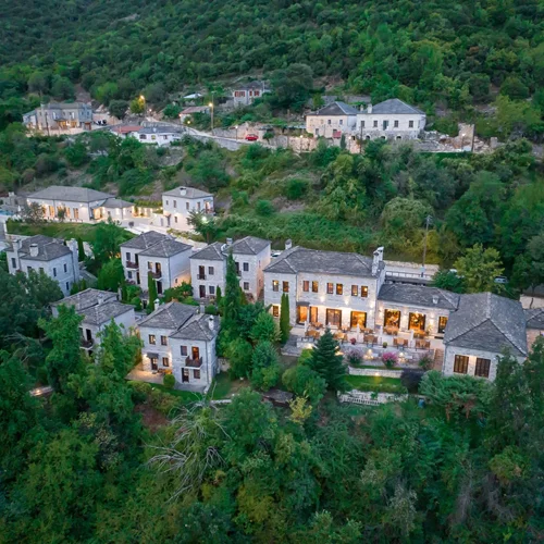 Το "Aristi Mountain Resort & Villas" ετοιμάζει ένα "Κυνήγι Μανιταριών" και γιορτάζει τα δημοφιλή "Καζανέματα" στο Ζαγόρι