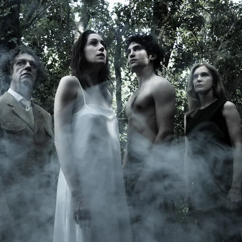 Ο Ορέστης Χαλκιάς και η Κόρα Καρβούνη συναντιούνται στον "Ιππόλυτο", που ανοίγει το Φεστιβάλ Επιδαύρου