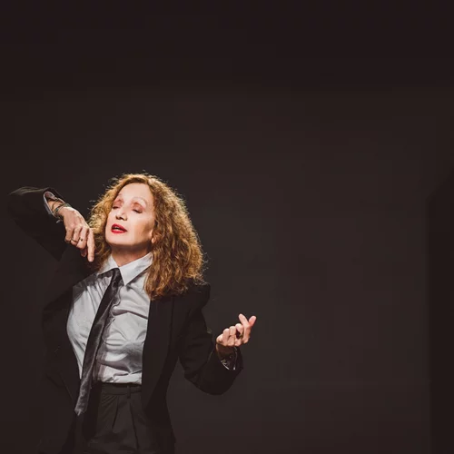 Η "Δεσποινίς Μαργαρίτα" με την Κατερίνα Μαραγκού για λίγες ακόμα παραστάσεις στο Θέατρο Άλμα