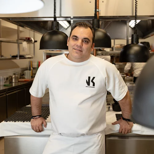 Νίκος Καραθάνος: "Θα δουλέψουμε για να γίνει το Ateno σημείο αναφοράς για τη σύγχρονη ελληνική κουζίνα"