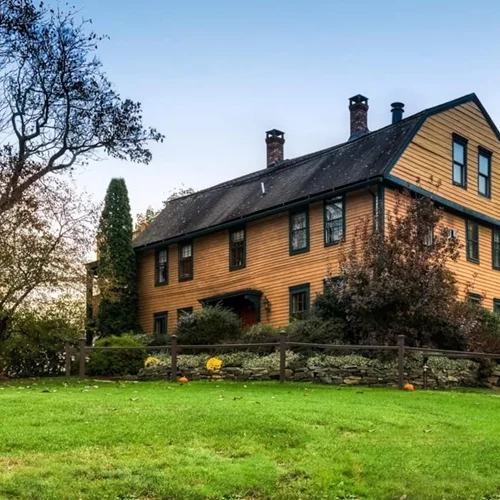 6 στοιχειωμένα σπίτια που μπορείς να νοικιάσεις και να ζήσεις το δικό σου θρίλερ