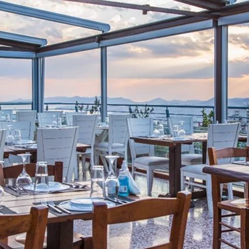 "Μπαλκόνι στις Κυκλάδες" για ερωτευμένους