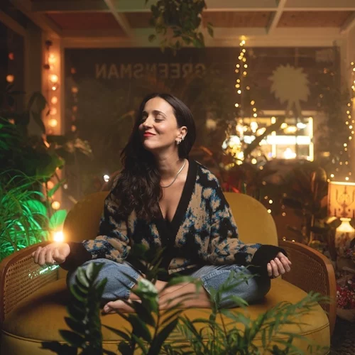 Η Ευτυχία Μητρίτσα παρουσιάζει το "Πρώτο βλέμμα"