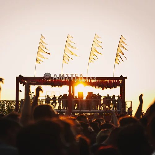 Release Athens: Μία όαση αισιοδοξίας και μουσικής στην Αθήνα