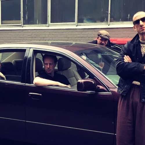 Οι Decius καταφτάνουν στην Αθήνα, τώρα που συμβαίνουν