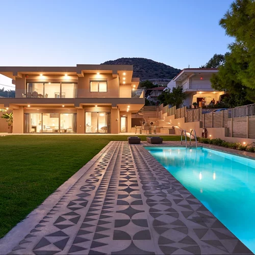 "Elaia Luxury Suites": Ιδιωτικότητα και πολυτέλεια σε πρώτο πλάνο