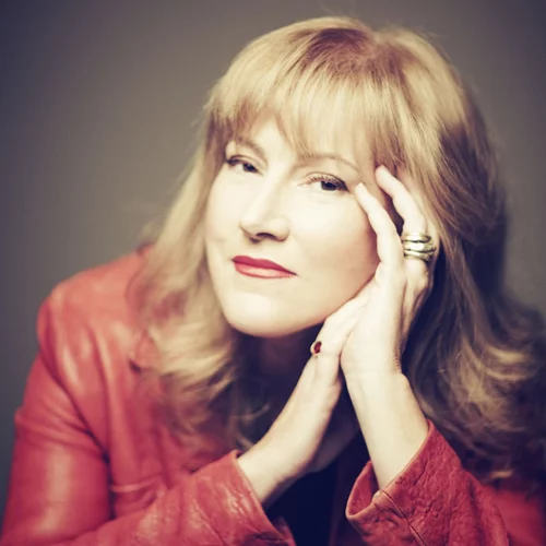 Έλλη Πασπαλά: "Είναι ωραίο να αφήνεις τον εαυτό σου λίγο στην τύχη"