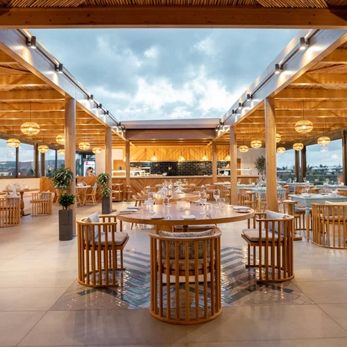 S. Pellegrino: Μάς υποδέχεται στο "Oceania Art Cuisine"