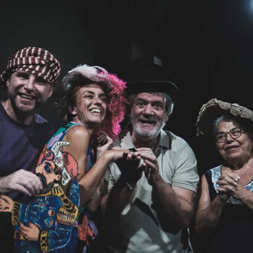 Διαχρονικό δείγμα απατεώνα ο "Φιάκας" ανεβαίνει με πρωταγωνιστή τον Φίλιππο Σοφιανό